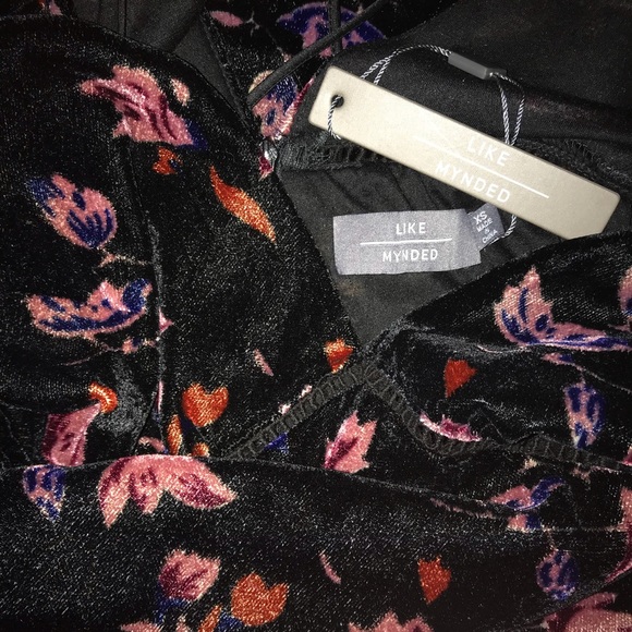 ‼️SOLD‼️NWT LikeMynded Floral Slip Maxi Dress - Picture 8 of 8